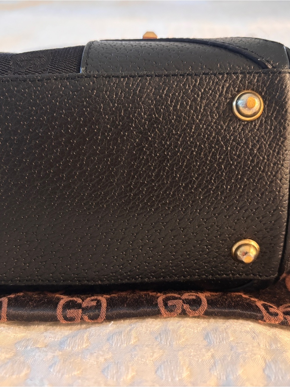 Gucci GG Jackie Nailhead Bardot Bag - Picture 6 of 9